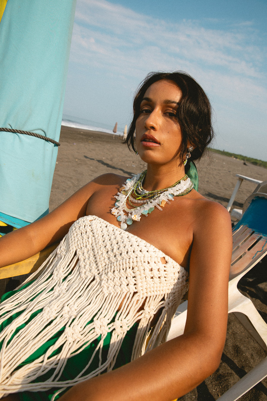 Collar Piña Colada, joya de plata .925, con concha y cuarzo – Gabriela Sánchez (vista 6)