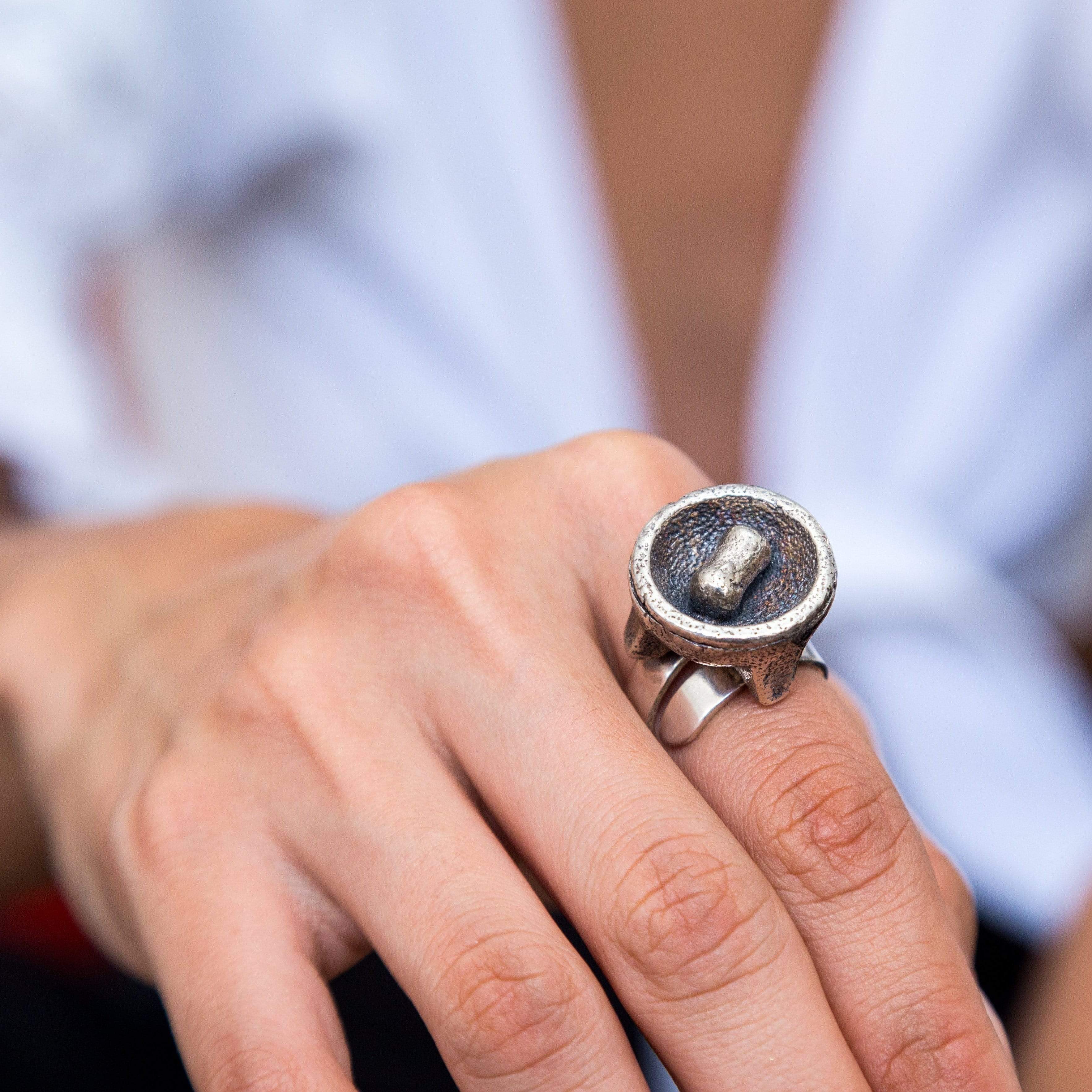 Anillo de Molcajete, joya de plata .925 – Gabriela Sánchez (vista 2)