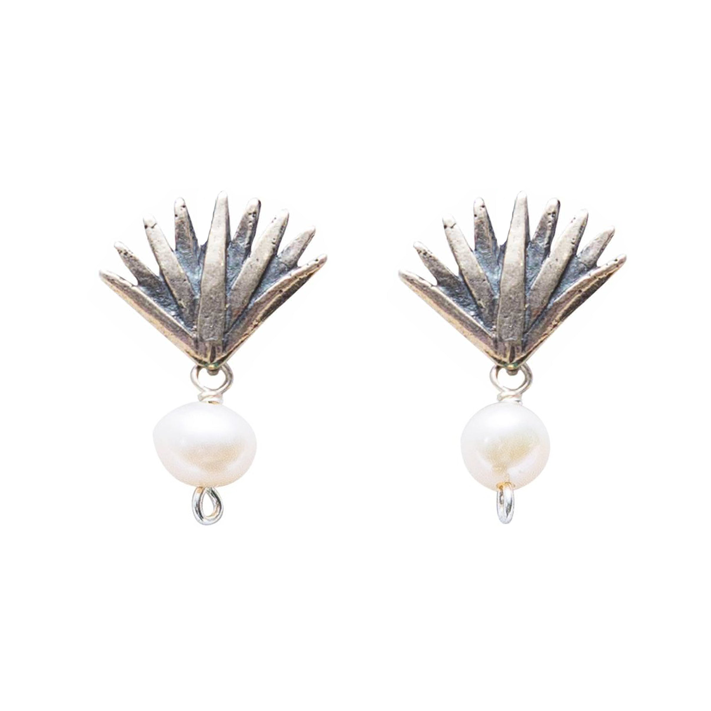 Aretes Agave Sueño 2.1 Y Gema Mini, joya de plata .925, con turmalina y perla – Gabriela Sánchez