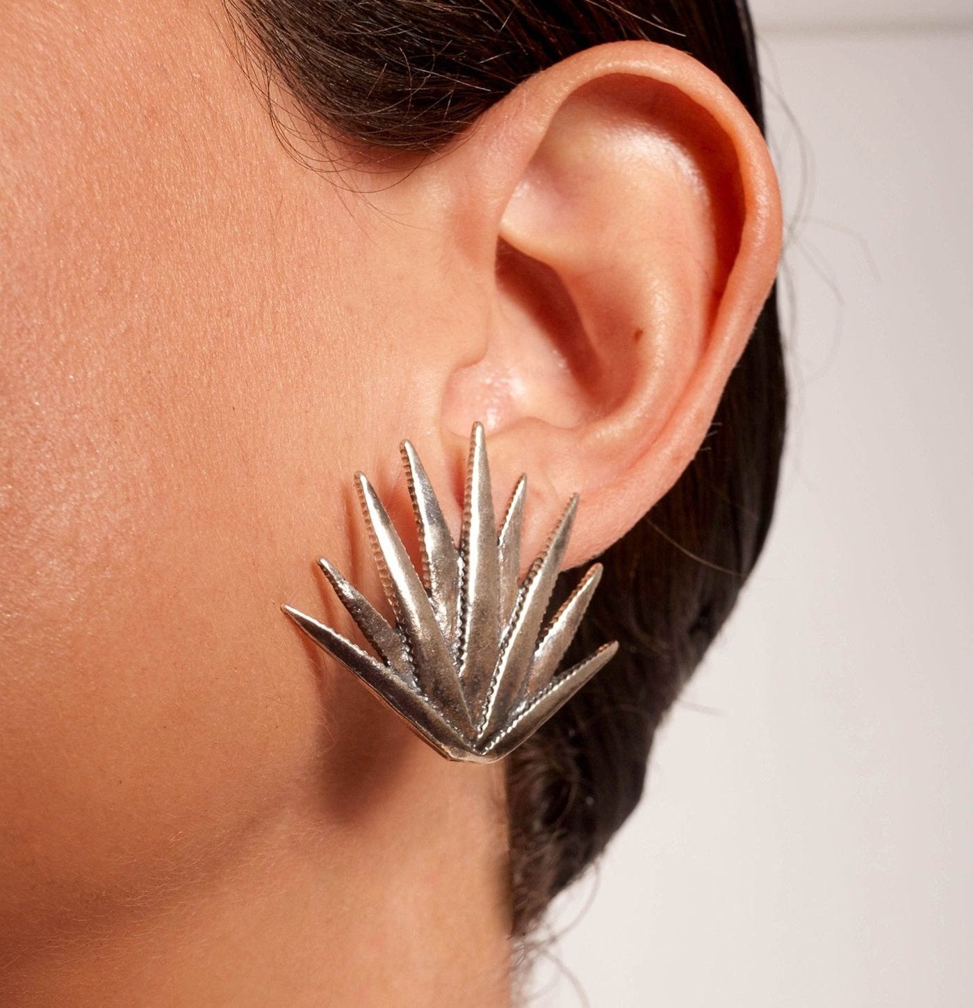 Aretes Agave Realista, joya de plata .925 – Gabriela Sánchez (vista 2)