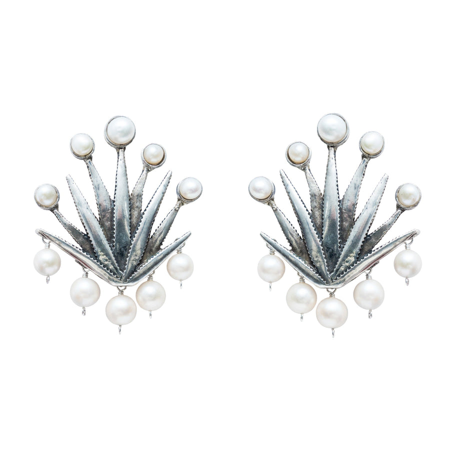 Aretes Agave Encantado, joya de plata .925, con perla – Gabriela Sánchez