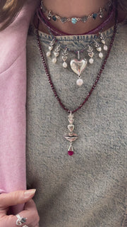 Collar Fuego Rosa, joya de plata .925, con rubí y turmalina – Gabriela Sánchez (vista 3)