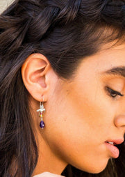Aretes Colibrí Mini Otomí con Ámbar y Gota Amatista Gabriela Sánchez Aretes