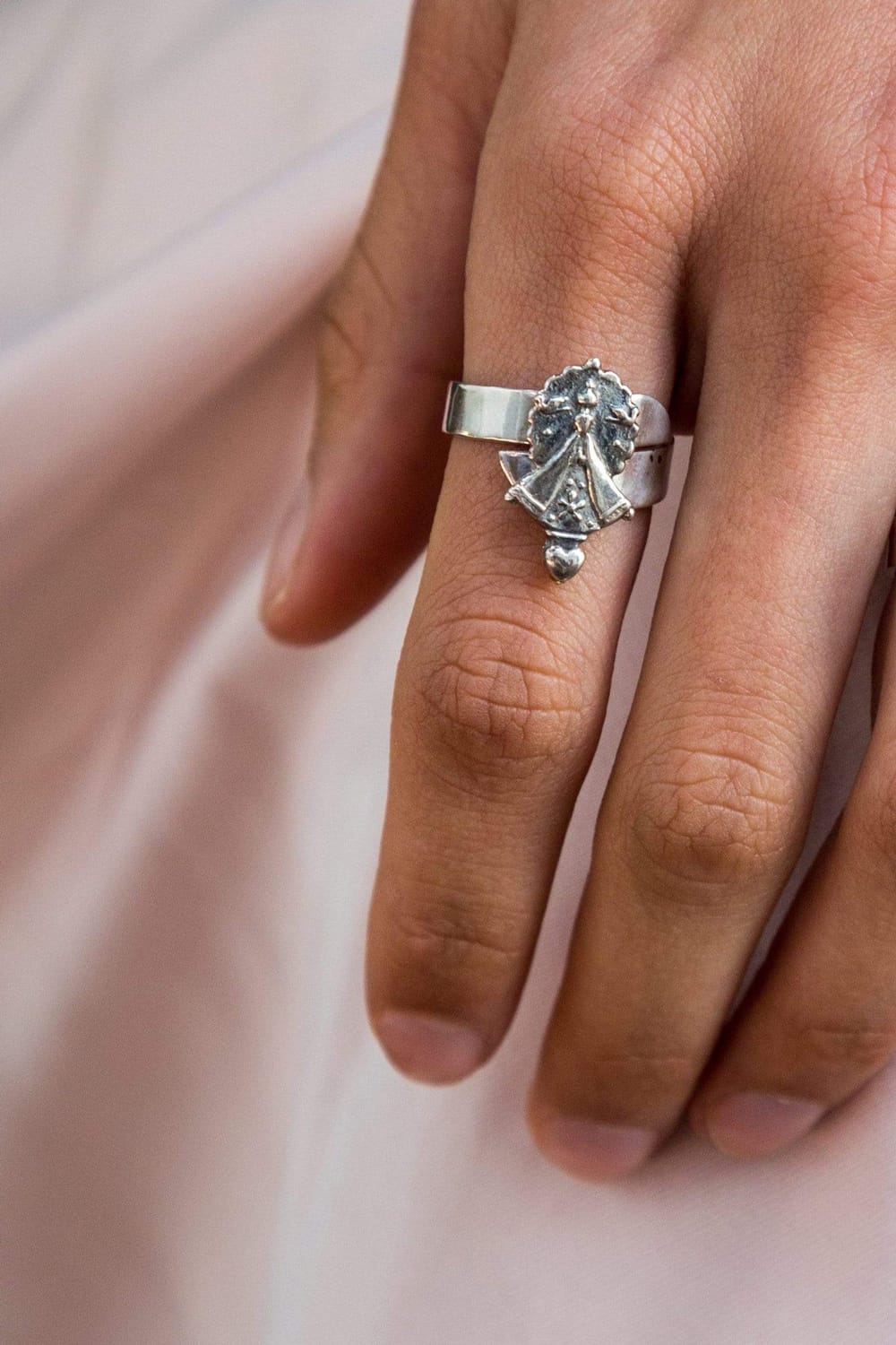 joyas mexicanas gabriela sanchez anillo virgen dos palomitas anillo gabriela sanchez 28424472395831 2