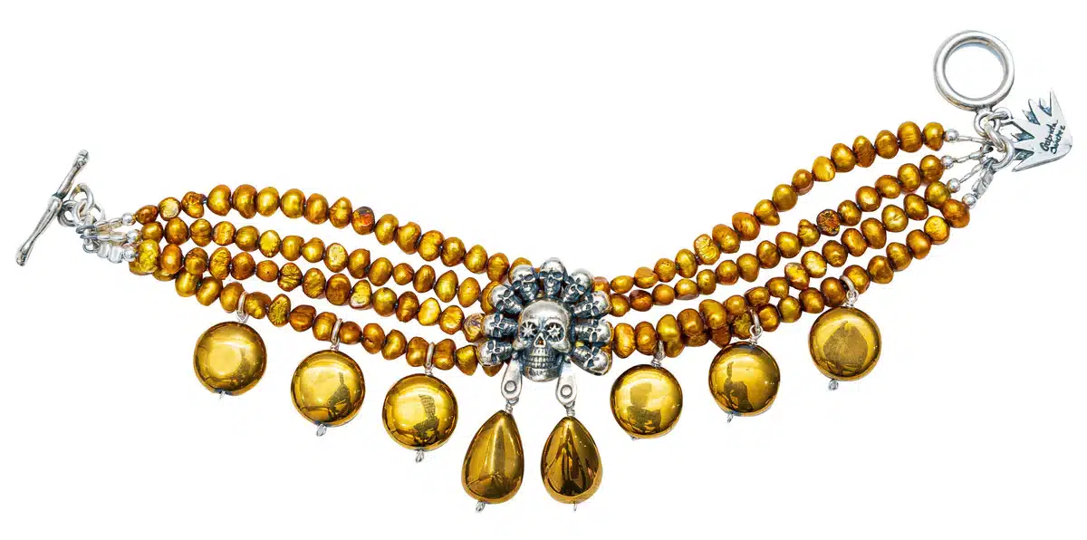 Pulsera granos dorados